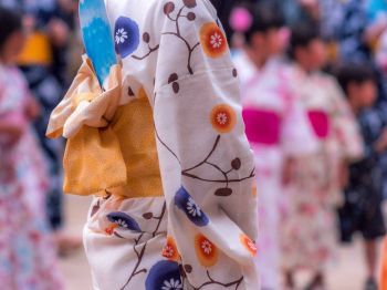 Почему фестиваль Химэдзи Юката обязательно стоит посетить