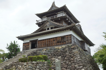 Замок Маруока Maruoka Castle