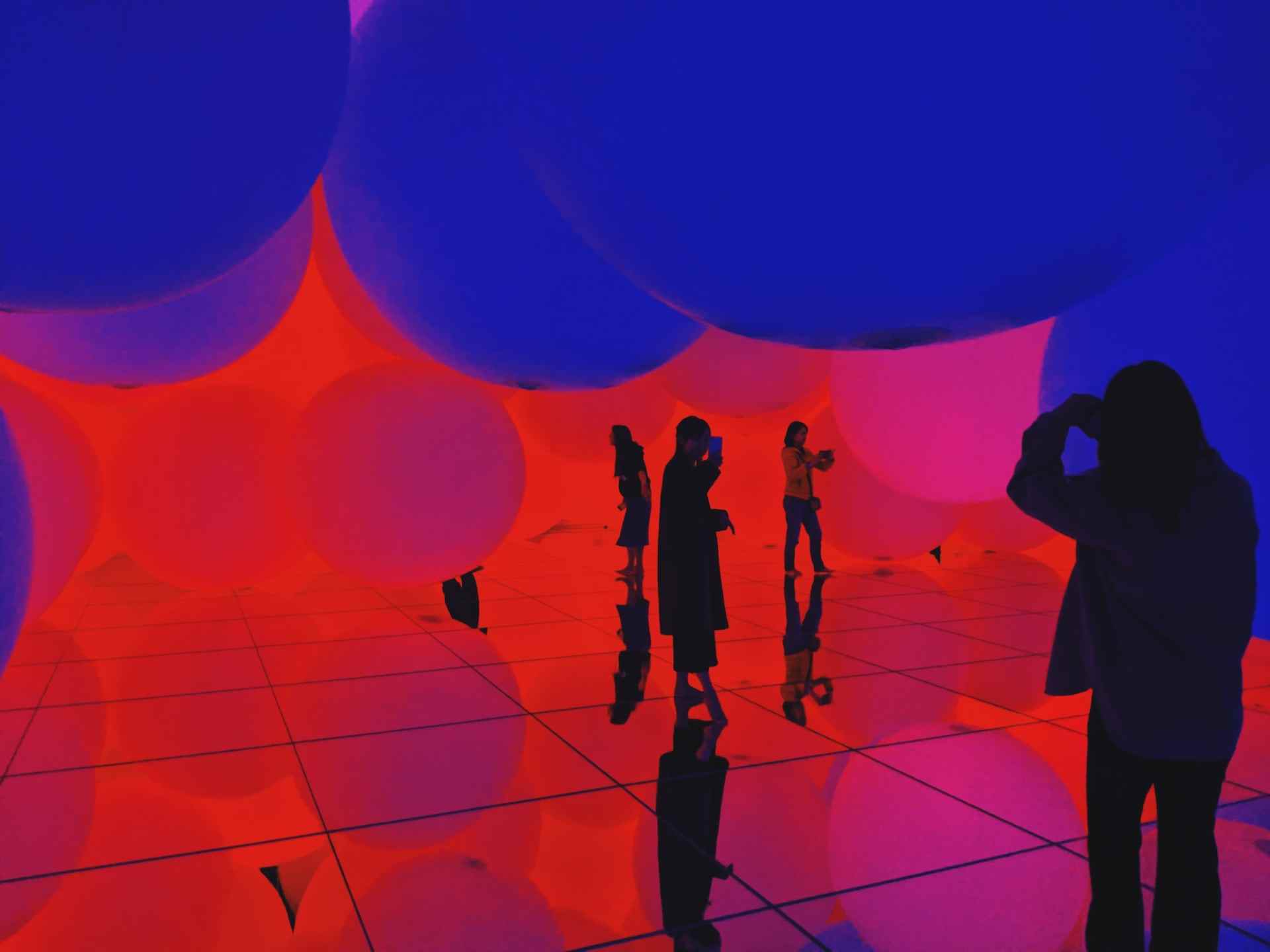 teamLab Planets Photo by note thanun on Unsplash