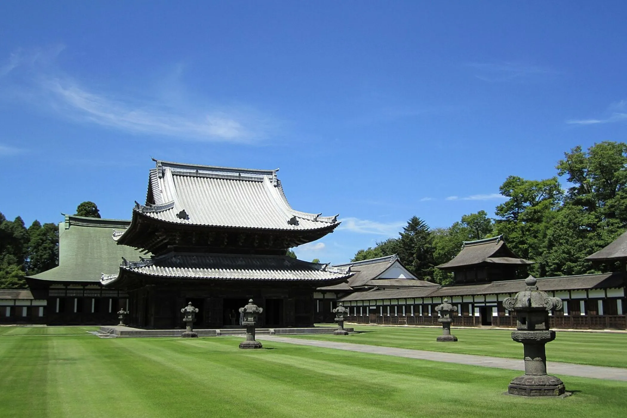 Самый важный храм Тоямы