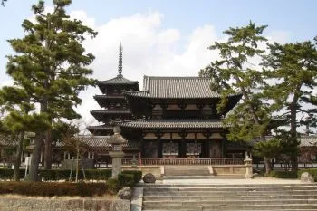Императорский храм ранней классической Японии