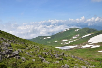 Три священные горы Дэва The Three Sacred Mountains of Dewa