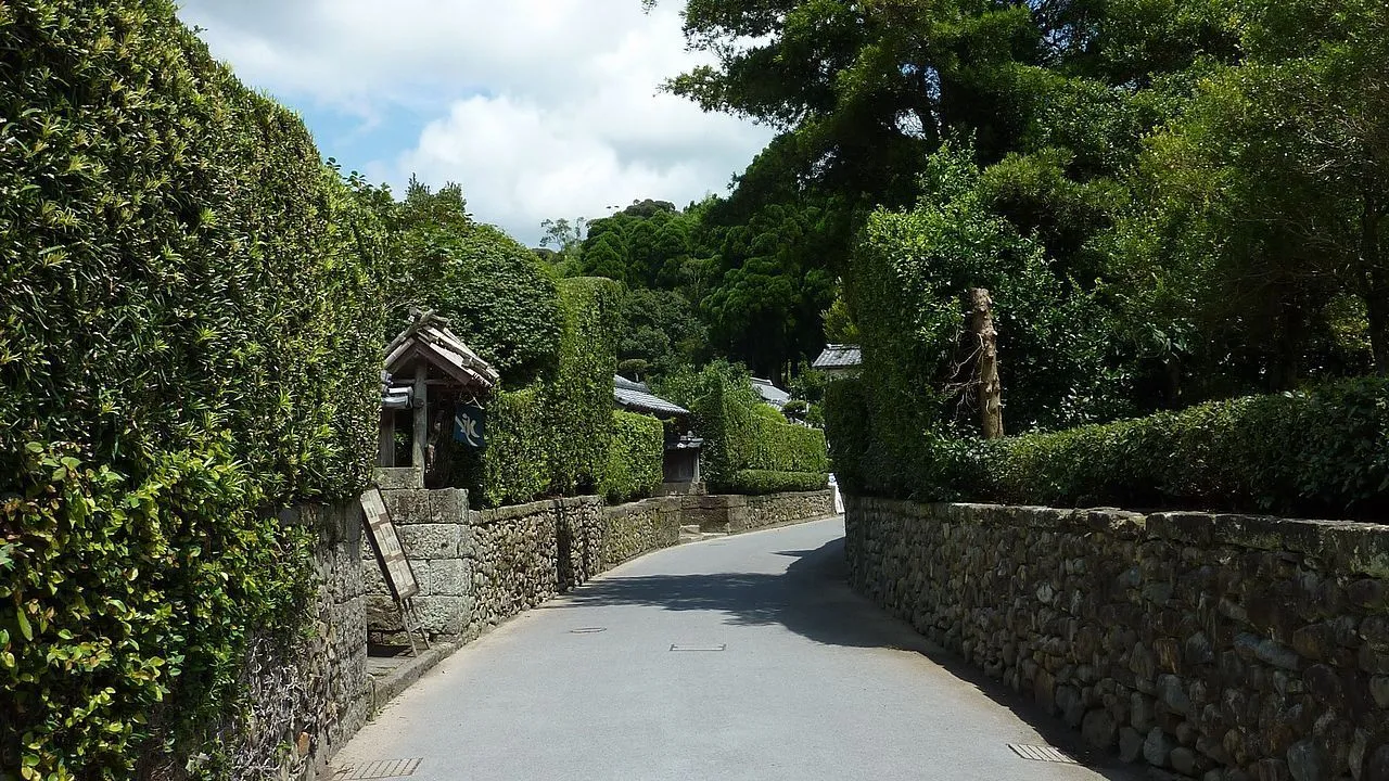 By jaUserSanjo - Own work, CC BY-SA 3.0 Samurai District - Chiran